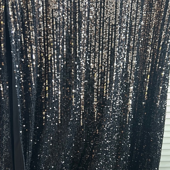 BB Dakota Black and Gold Sequin Jacket - Picture 3 of 5